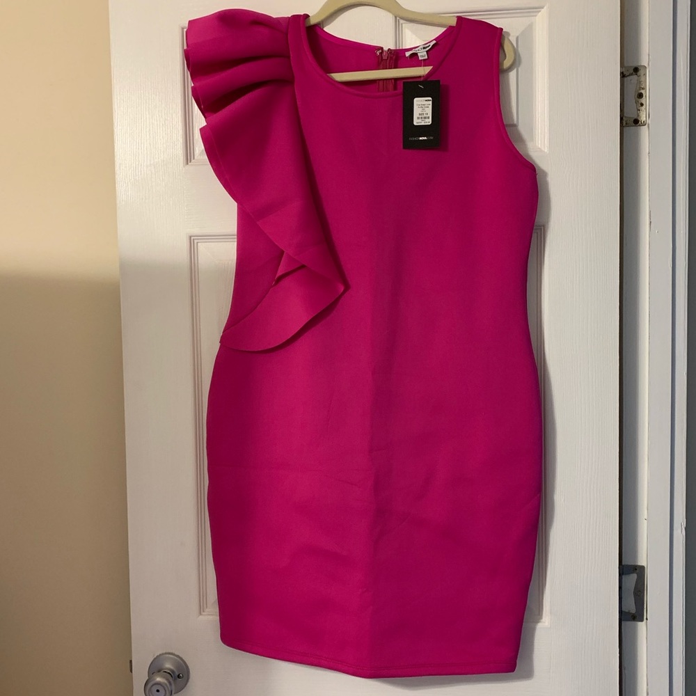 New! Fashion nova dress ‼️Not For Sale‼️